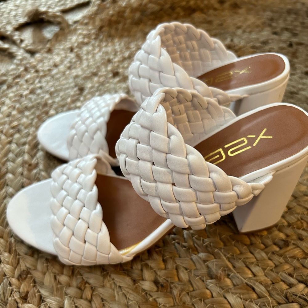 White Heels size 6.5